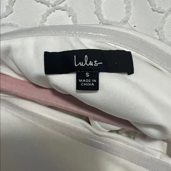 Lulu’s Sweet Elegance White Off-Shoulder Dress Women’s Small - Picture 9 of 9